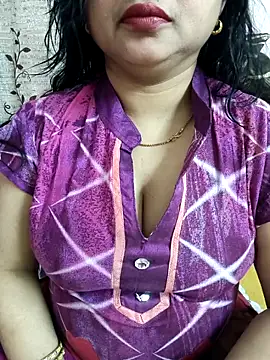 cuteyqueen online show from 04-06-26, 02:51