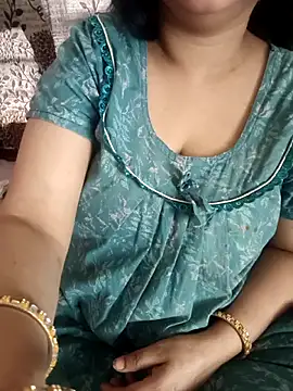 cuteyqueen online show from 03-13-26, 05:34