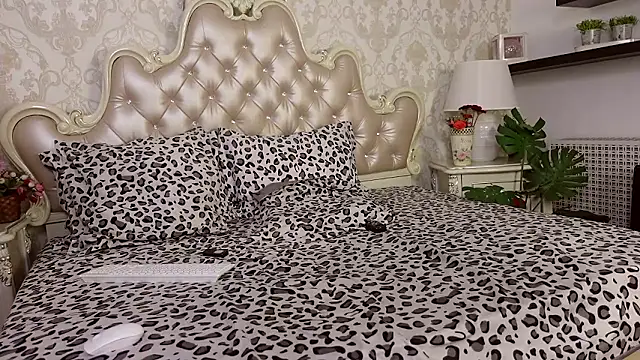 CarmellaAngel online show from 01-10-26, 10:21