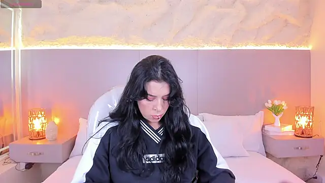 JessyEvans online show from 04-22-26, 07:31