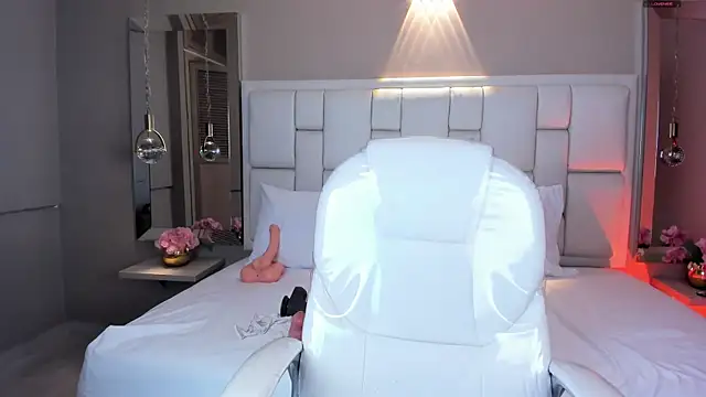 JessyEvans online show from 12-04-25, 07:13