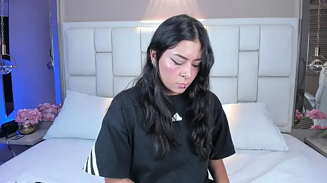 JessyEvans online show from 10-07-25, 07:48