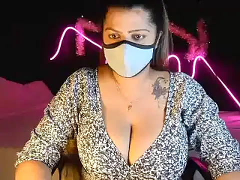 Snapshot of Addy_Xl chatting on 01-13-25, 06:38 Addy Xl online show from 01-13-25, 06:38