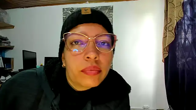 THEBOSSLARA online show from 02-18-25, 06:04