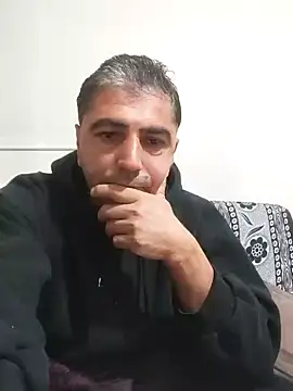 Snapshot of Muratcanik44 chatting on 03-15-26, 10:39 Muratcanik44 online show from 03-15-26, 10:39