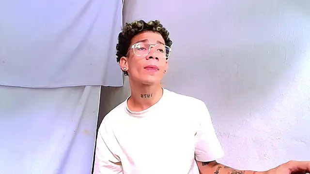 mateodeamjo online show from 06-12-26, 03:32