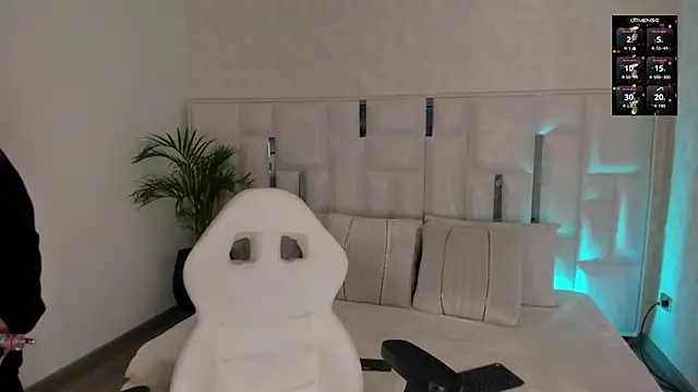 1m dalhia online show from 10-10-25, 08:31