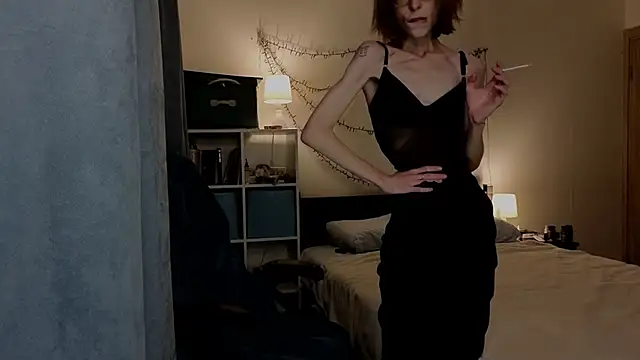 amber quell here online show from 10-24-25, 03:11