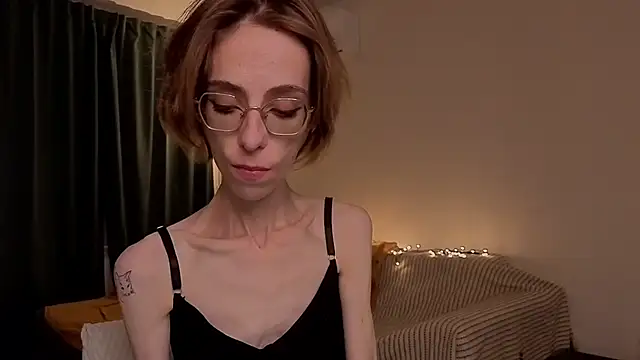 amber quell here online show from 02-08-26, 04:26