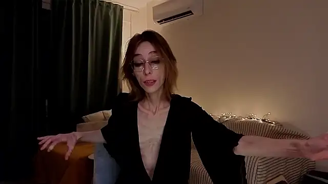 amber quell here online show from 01-11-26, 05:09