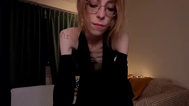 amber quell here online show from 02-01-26, 04:16