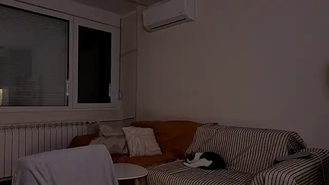 amber quell here online show from 11-15-25, 04:11