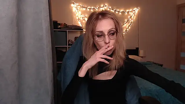 Snapshot of amber_quell_here chatting on 03-07-25, 02:12 amber quell here online show from 03-07-25, 02:12