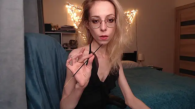 Snapshot of amber_quell_here chatting on 01-17-25, 02:07 amber quell here online show from 01-17-25, 02:07