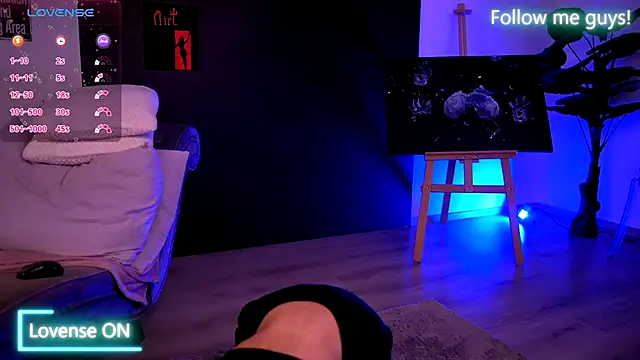 AriaVoss online show from 10-04-25, 07:59