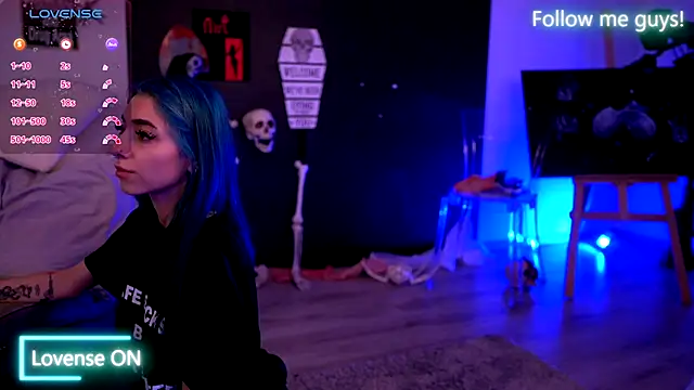 AriaVoss online show from 10-13-25, 09:05