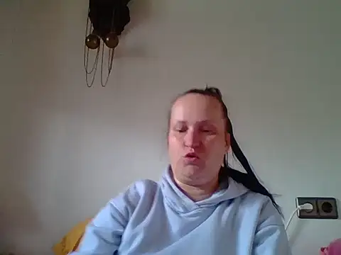 Snapshot of _squirty_cum_lady_ chatting on 09-12-25, 10:04 squirty cum lady online show from 09-12-25, 10:04