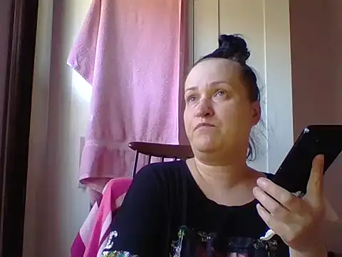 Snapshot of _squirty_cum_lady_ chatting on 03-18-25, 07:44 squirty cum lady online show from 03-18-25, 07:44