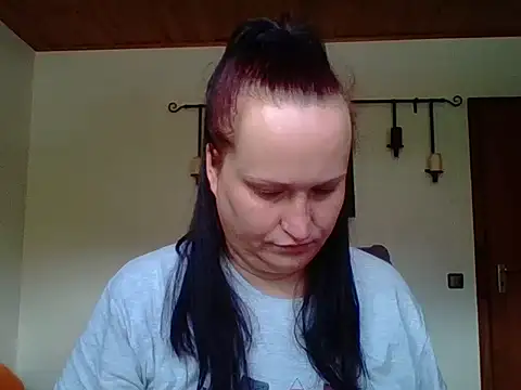 Snapshot of _squirty_cum_lady_ chatting on 09-13-25, 10:26 squirty cum lady online show from 09-13-25, 10:26