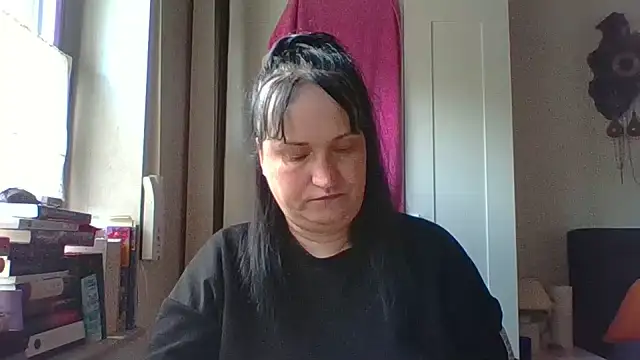  squirty cum lady  online show from 06-14-26, 07:20