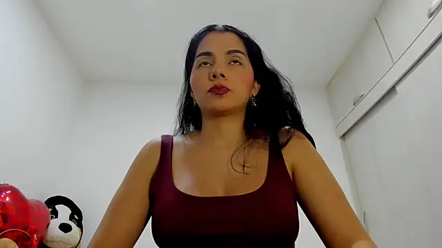 Snapshot of Amelia_Debora_Antonella chatting on 05-27-26, 03:41 Amelia Debora Antonella online show from 05-27-26, 03:41