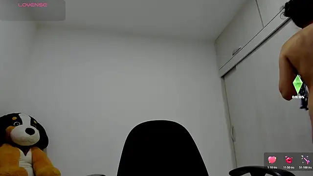 Snapshot of Amelia_Debora_Antonella chatting on 06-01-26, 01:44 Amelia Debora Antonella online show from 06-01-26, 01:44