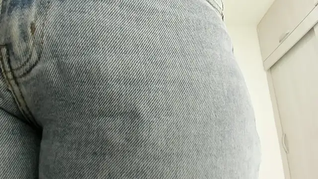 Amelia Debora Antonella online show from 02-15-26, 01:43