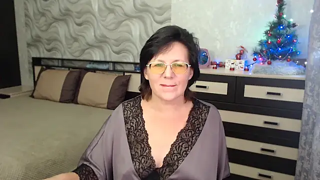 Snapshot of VitaCharm chatting on 01-15-25, 07:23 VitaCharm online show from 01-15-25, 07:23