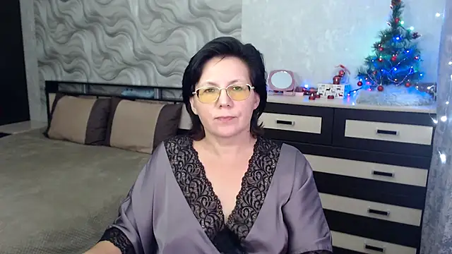 Snapshot of VitaCharm chatting on 01-13-25, 06:27 VitaCharm online show from 01-13-25, 06:27