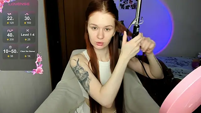 EmilySoul online show from 10-31-25, 10:12