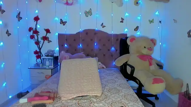 Dana Jeins online show from 03-24-26, 01:22