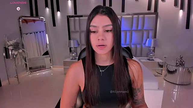 AllyJensen online show from 04-10-26, 10:33