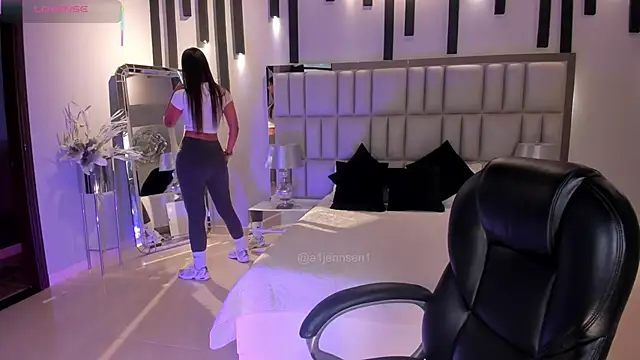 AllyJensen online show from 11-03-25, 10:30