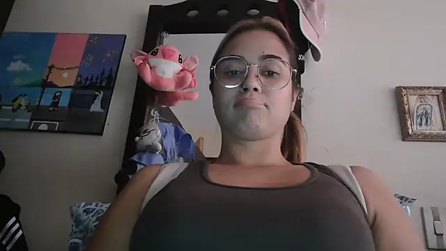 trianabell online show from 02-15-26, 06:07