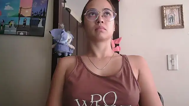 trianabell online show from 05-10-26, 05:04