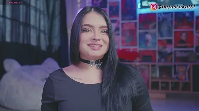 sensualkattt online show from 03-25-26, 12:48