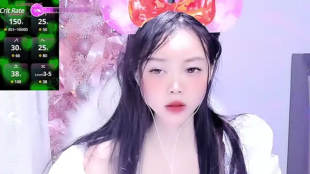 Snapshot of lilies-sweet chatting on 01-25-25, 04:23 lilies-sweet online show from 01-25-25, 04:23