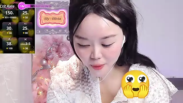 Snapshot of lilies-sweet chatting on 01-27-25, 12:37 lilies-sweet online show from 01-27-25, 12:37