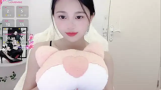 Snapshot of BEGONIA-- chatting on 12-11-24, 01:28 BEGONIA-- online show from 12-11-24, 01:28