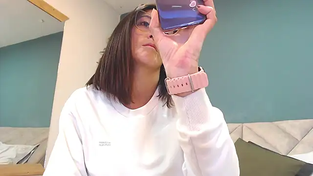 SharisWillian online show from 02-19-26, 03:36