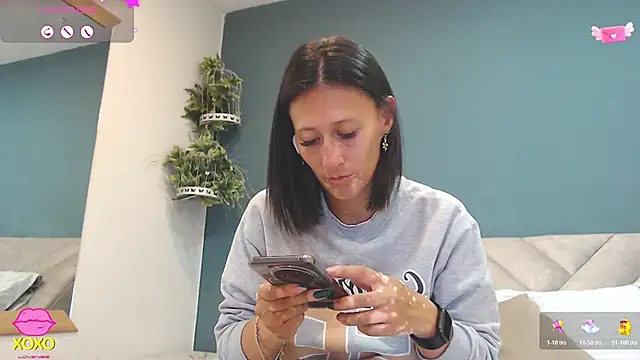 SharisWillian online show from 04-27-26, 03:59
