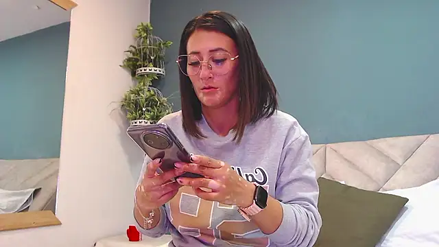 SharisWillian online show from 01-14-26, 03:43