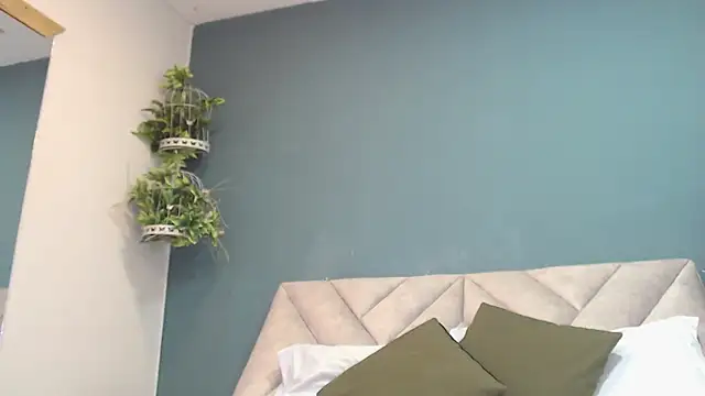 SharisWillian online show from 11-21-25, 03:16