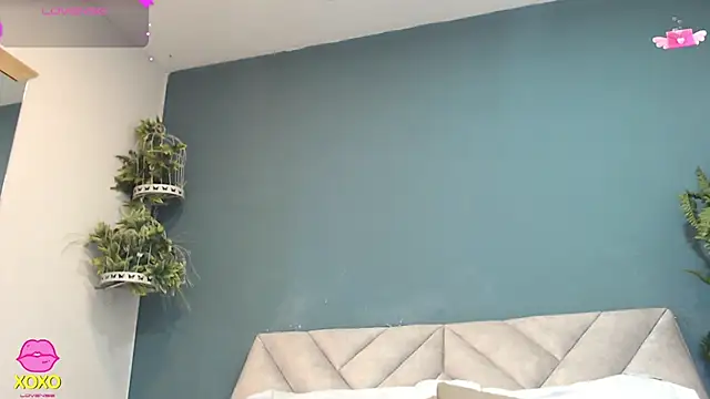SharisWillian online show from 05-04-26, 03:54