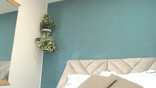 Snapshot of SharisWillian chatting on 07-08-26, 04:02 SharisWillian online show from 07-08-26, 04:02