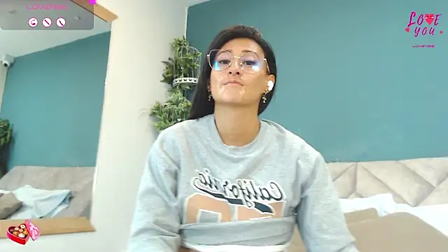 SharisWillian online show from 05-25-26, 03:50