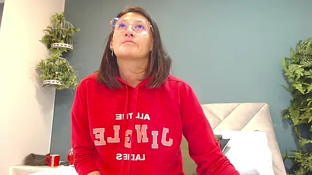 SharisWillian online show from 02-16-26, 03:49