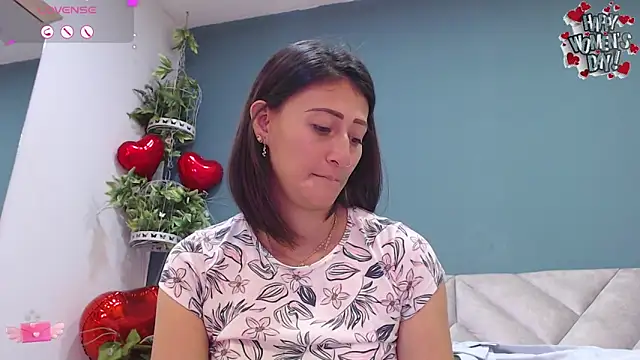Snapshot of SharisWillian chatting on 03-07-25, 07:19 SharisWillian online show from 03-07-25, 07:19