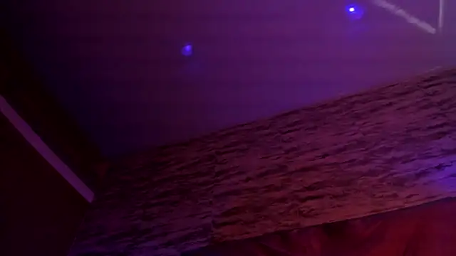 Snapshot of nya_ah chatting on 01-08-25, 11:54 nya ah online show from 01-08-25, 11:54