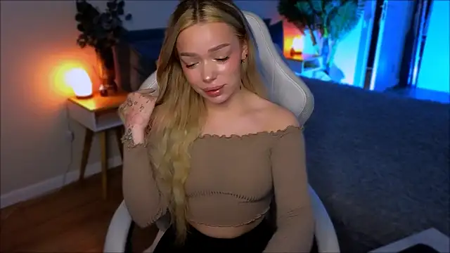 Lily Yin online show from 04-10-26, 05:47